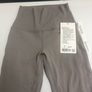 Dark chrome Lululemon aligns size 2 25”